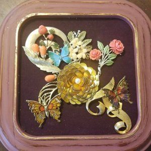 Vintage/Contemporary Jewelry Art framed "FloraL"